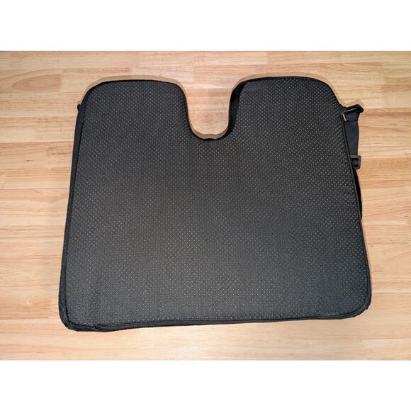 AUVON Ergonomic Anti-Slip Wheelchair Cushion w/ High Front to Prevent Sliding - Picture 6 of 7